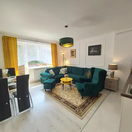 Appartement Koral - I Pokoje Goscinne Kołobrzeg