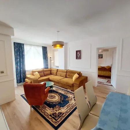 Appartement Koral - I Pokoje Goscinne *