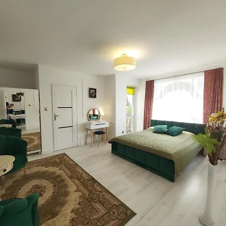 Appartement Koral - I Pokoje Goscinne